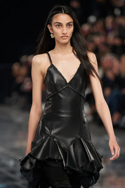 Look 198